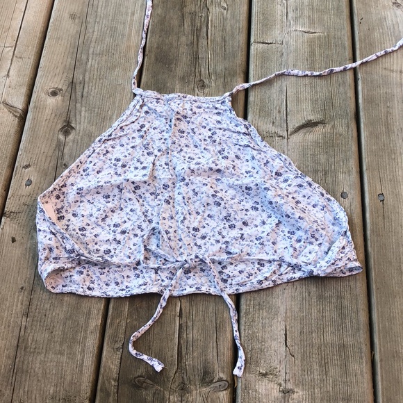 Floral “Handkerchief” Crop Top GARAGE (Size XS) - Picture 3 of 6